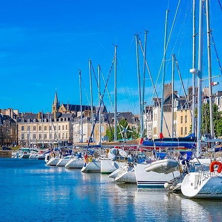 Appartement Cosy Le Saint Gildas, A Proximite Immediate Centre Ville, Place De Stationnement, Netflix Vannes Bagian luar foto